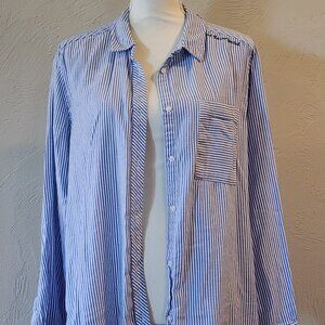 Arizona Jeans Stripped Button Down Shirt
